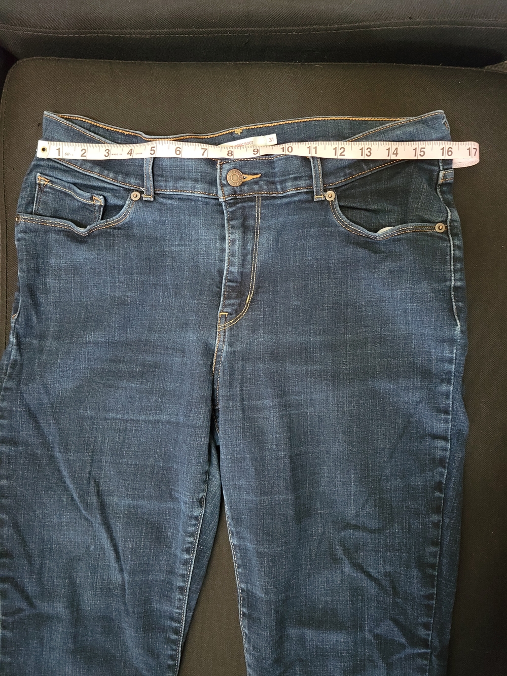 Levi's High-Waist Dark Blue Bootcut Jeans - Picture 9 of 16